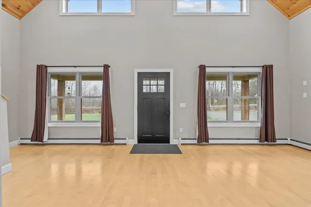 $699,900 | 422 Town Highway 21, Fairfax, VT 05454