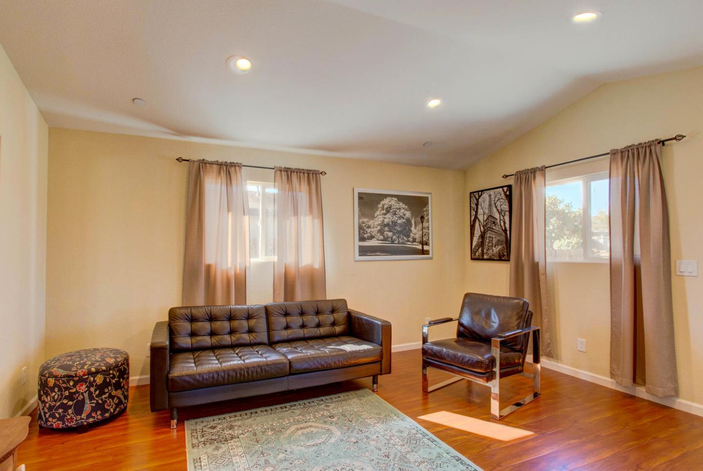 81 Oak Road Watsonville, CA 95076 - Photo 2 of 18 Gallery Image 2