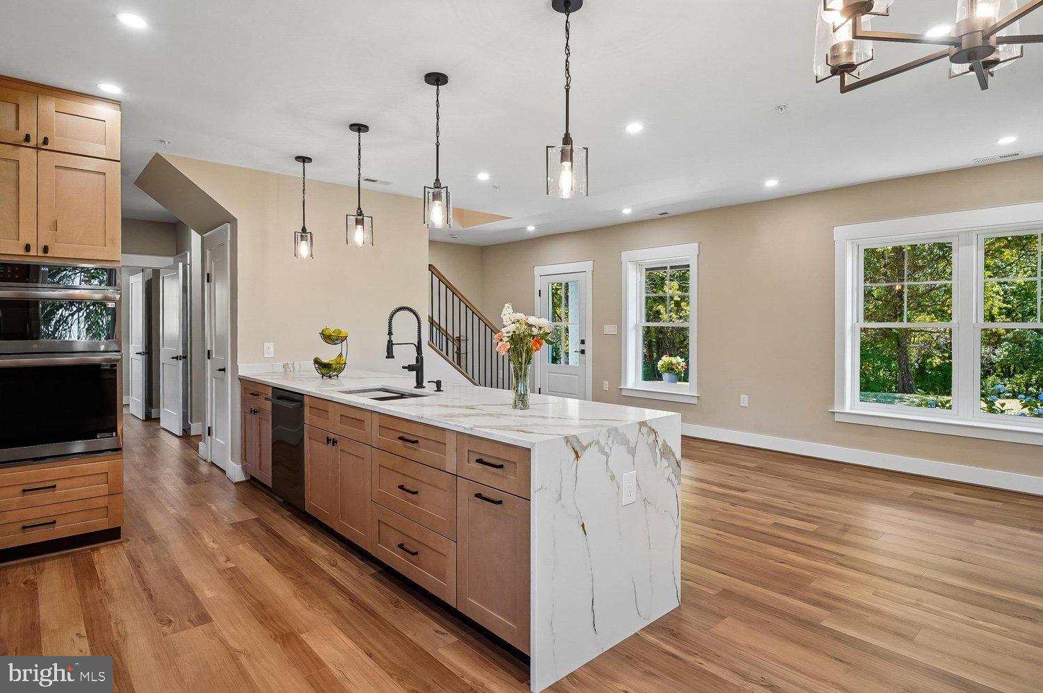 17304 Queen Anne Bridge Road Bowie, MD 20716 - Photo 16 of 73 Kitchen