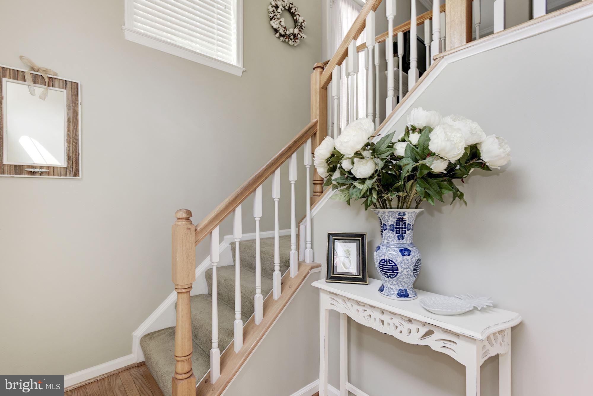 20709 Riptide Square Sterling, VA 20165 - Photo 5 of 30 a view of hall way with furniture