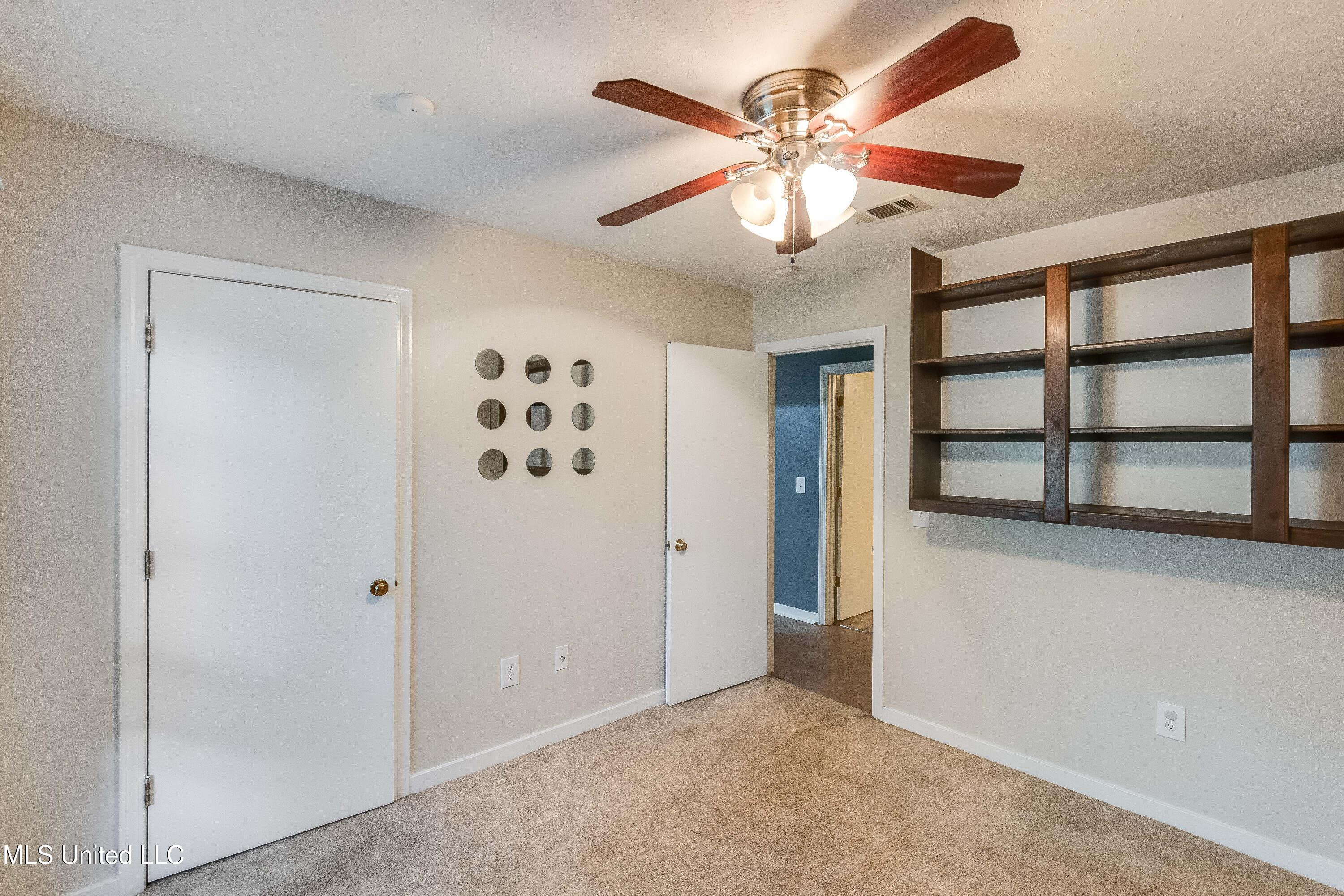 201 Shadow Cove Clinton, MS 39056 - Photo 19 of 22 201 Shadow Cove-20