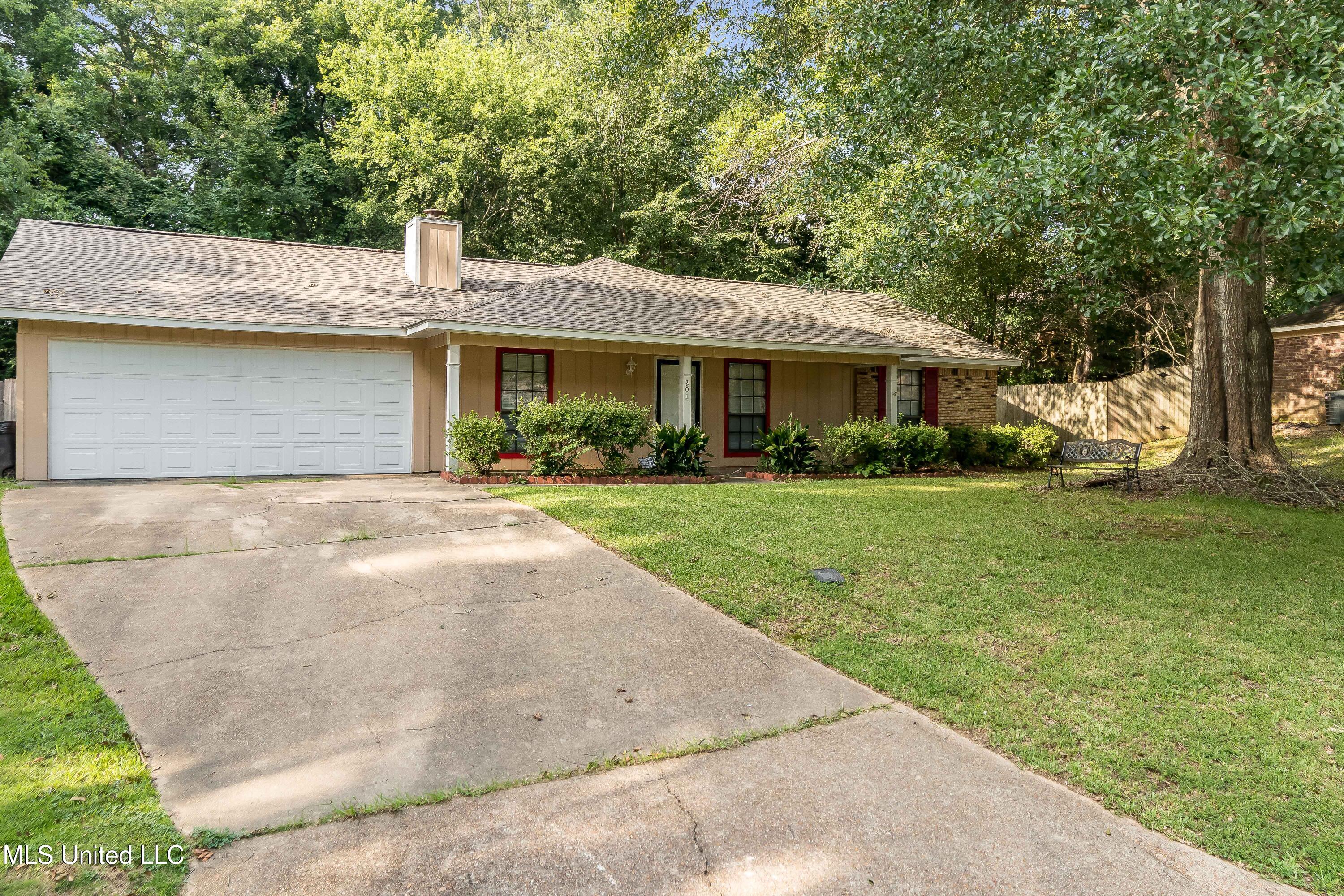 201 Shadow Cove Clinton, MS 39056 - Photo 2 of 22 201 Shadow Cove-2