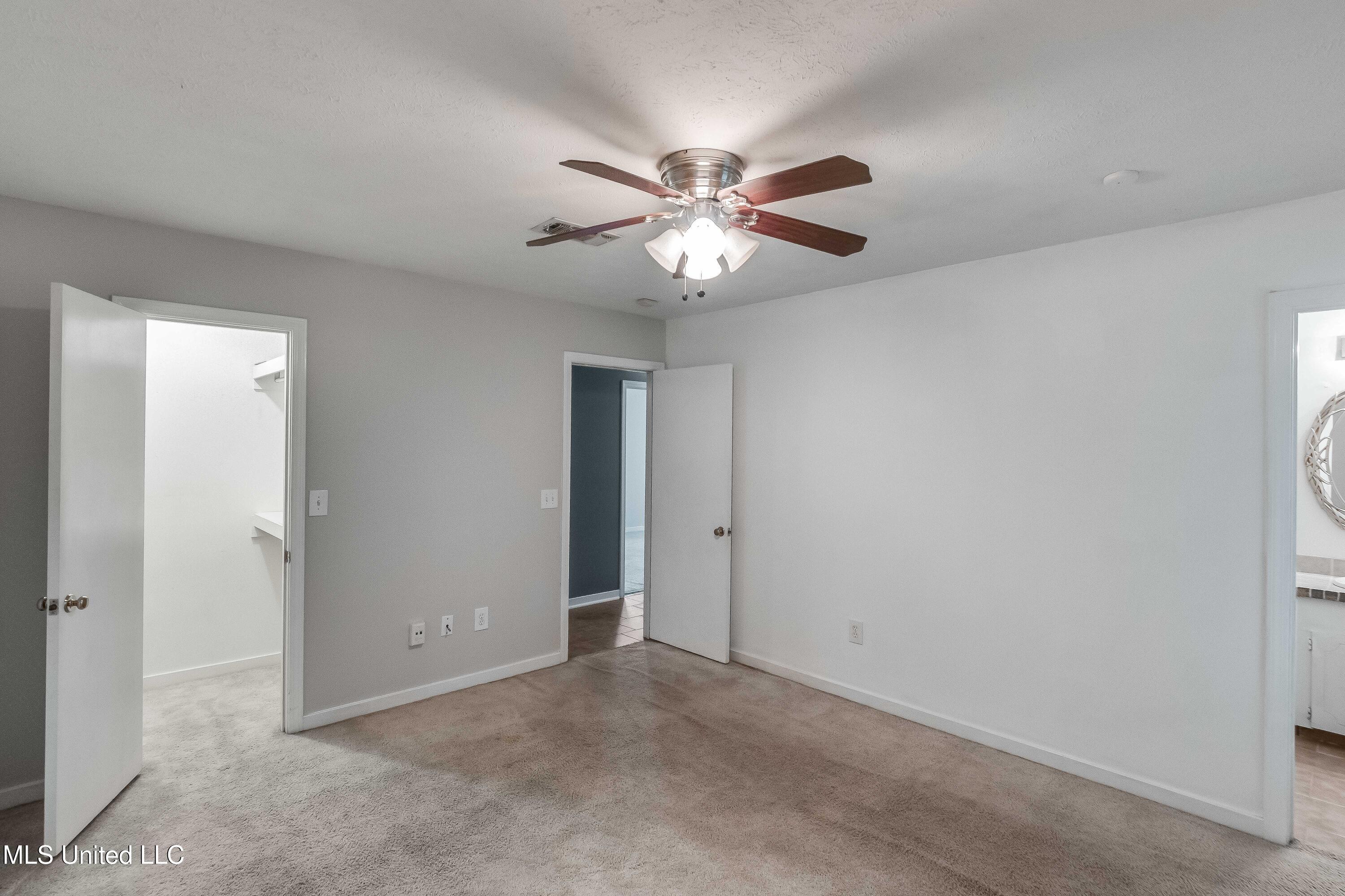 201 Shadow Cove Clinton, MS 39056 - Photo 21 of 22 201 Shadow Cove-22