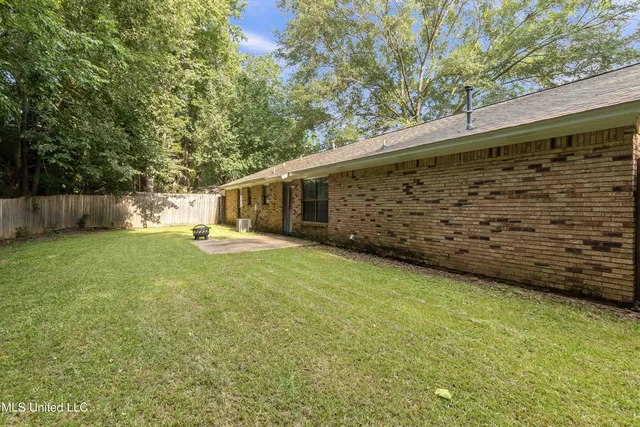 $1,750 | 201 Shadow Cove, Clinton, MS 39056