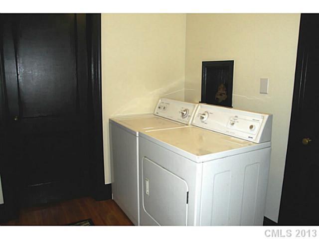 6219 Tuckaseegee Road Charlotte, NC 28208 - Photo 10 of 14