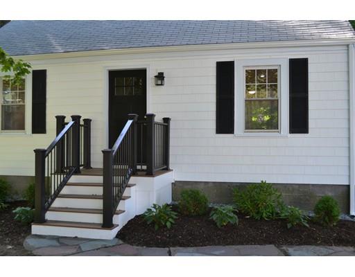 10 Highland Park Road Rutland, MA 01543 - Photo 3 of 21 a front view of a house with a yard