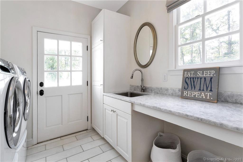 97 Graenest Ridge Road Wilton, CT 06897 - Photo 14 of 39