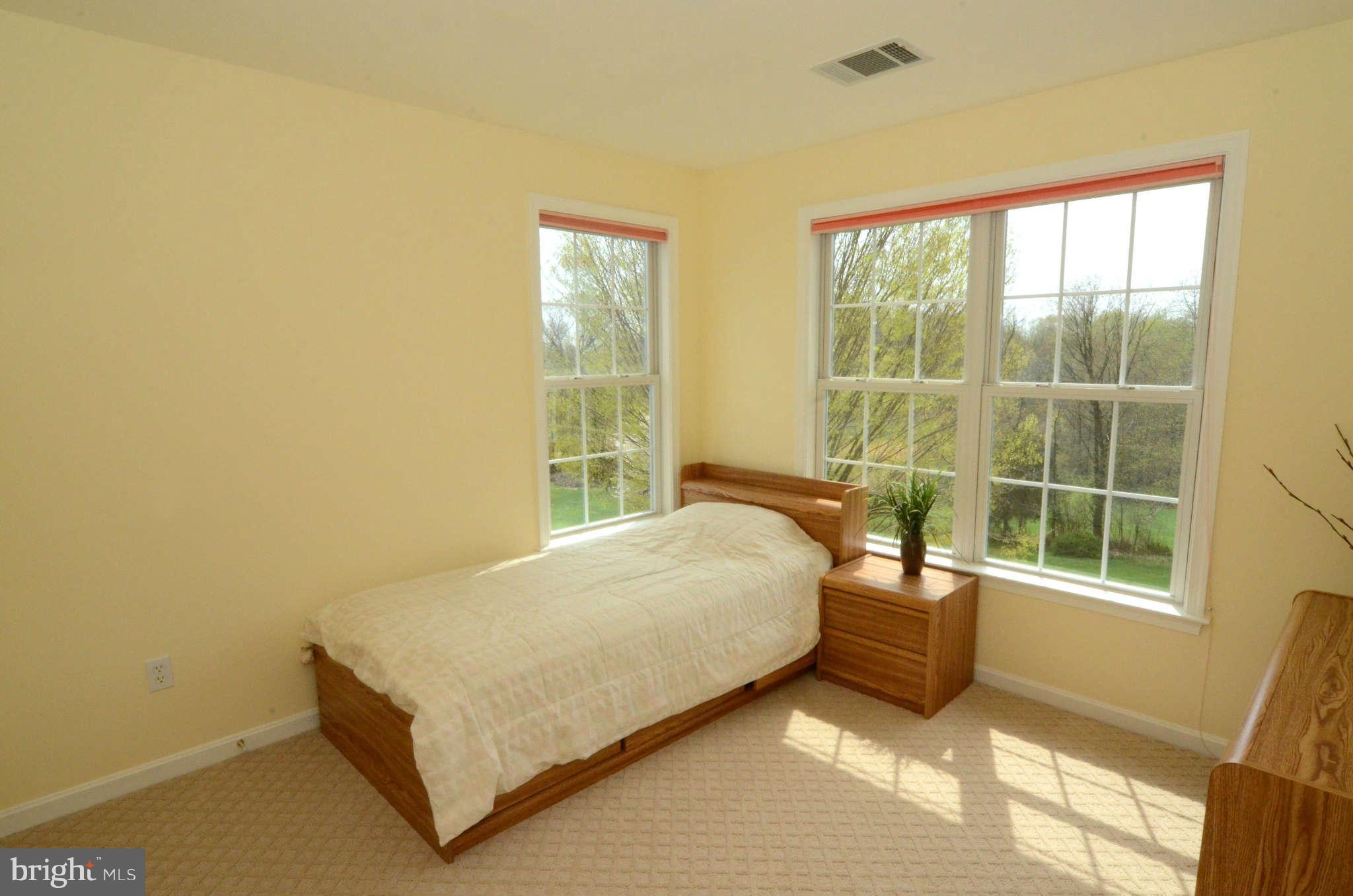24610 Kings Valley Road Clarksburg, MD 20871 - Photo 22 of 30 Bedroom