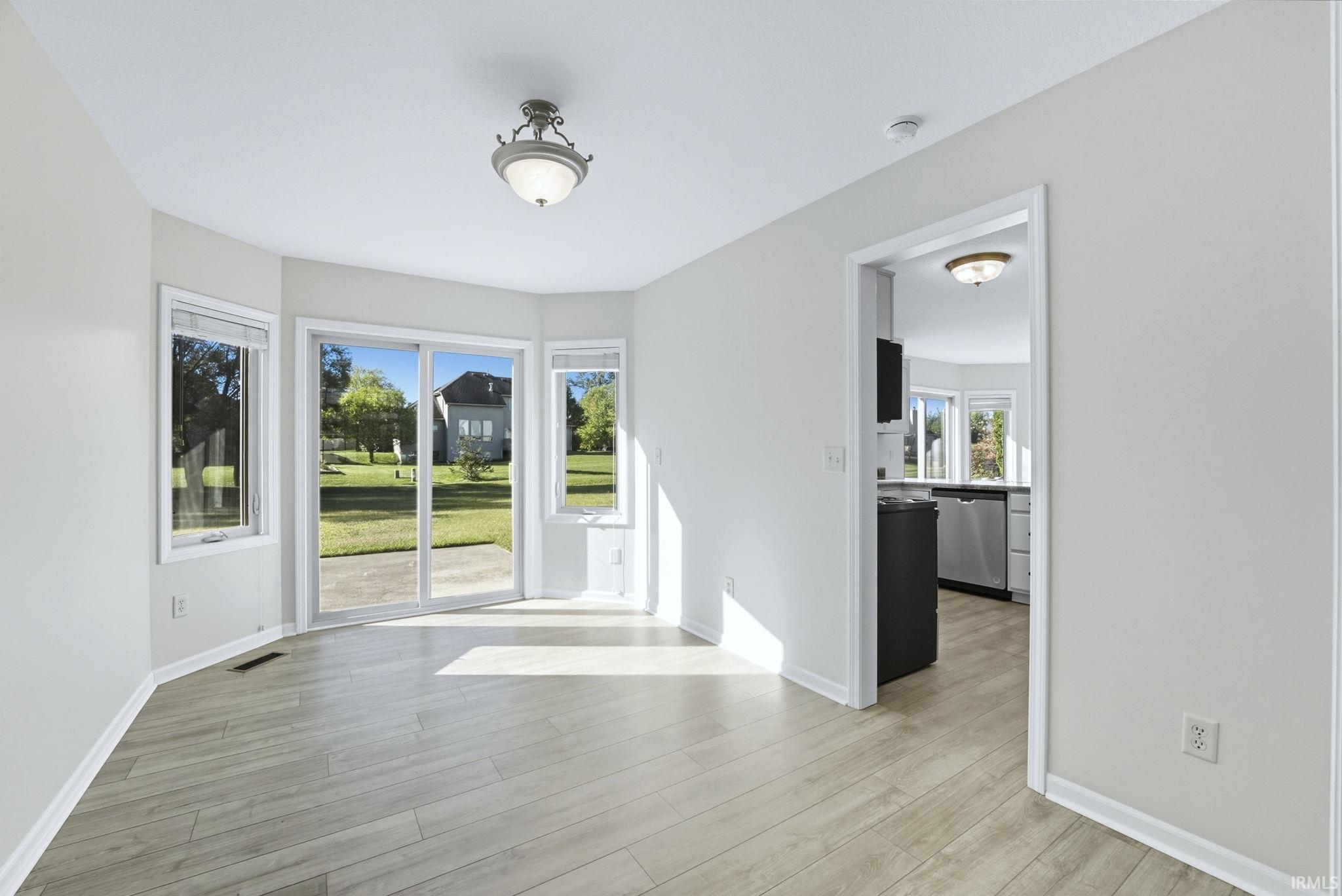 2004 Millennium Crossing Fort Wayne, IN 46845 - Photo 7 of 32