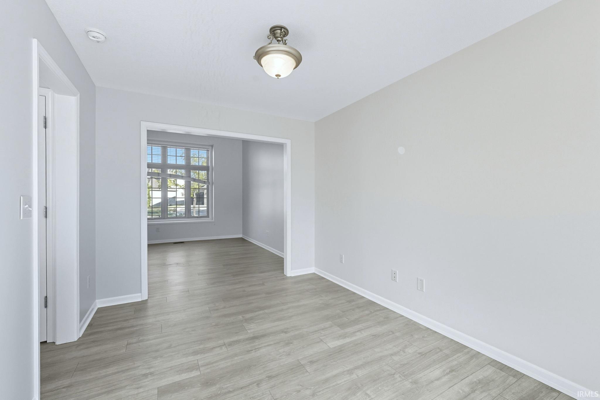 2004 Millennium Crossing Fort Wayne, IN 46845 - Photo 8 of 32