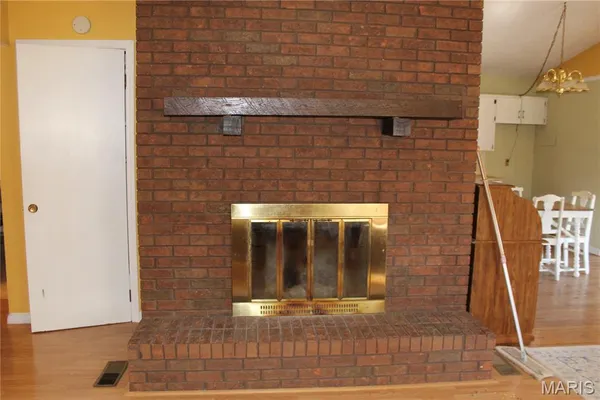 $284,900 | 18868 Chickadee Drive, Marble Hill, MO 63764