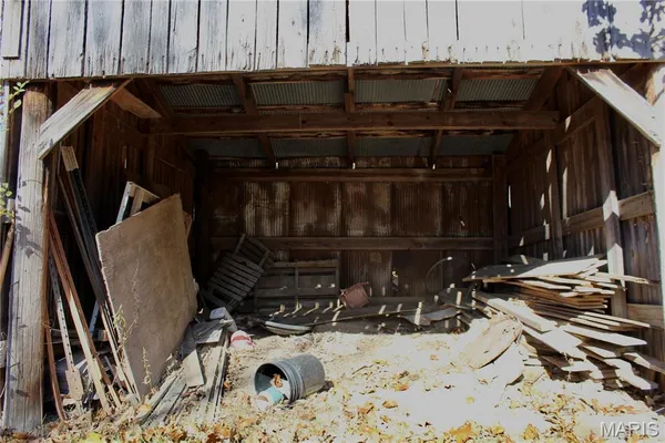 $284,900 | 18868 Chickadee Drive, Marble Hill, MO 63764