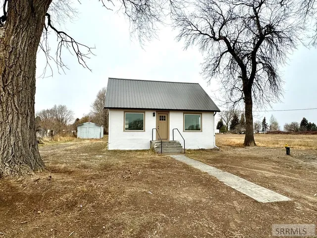 $369,900 | 487 North 3450 East, Lewisville, ID 83431