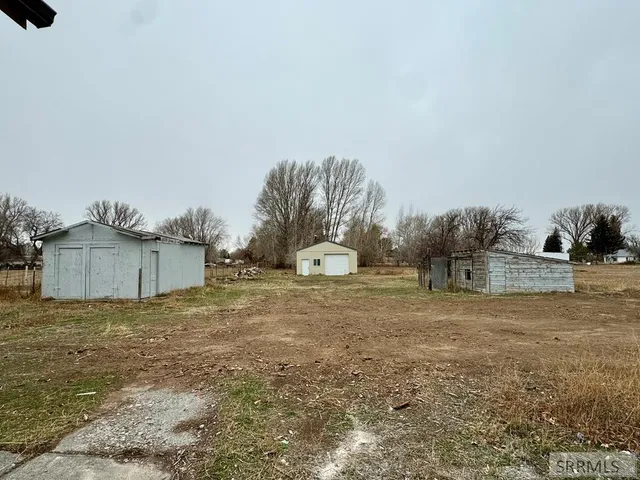 $369,900 | 487 North 3450 East, Lewisville, ID 83431