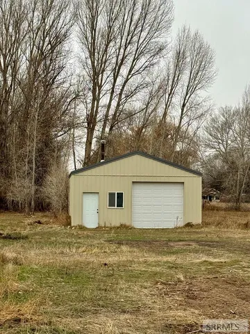 $369,900 | 487 North 3450 East, Lewisville, ID 83431