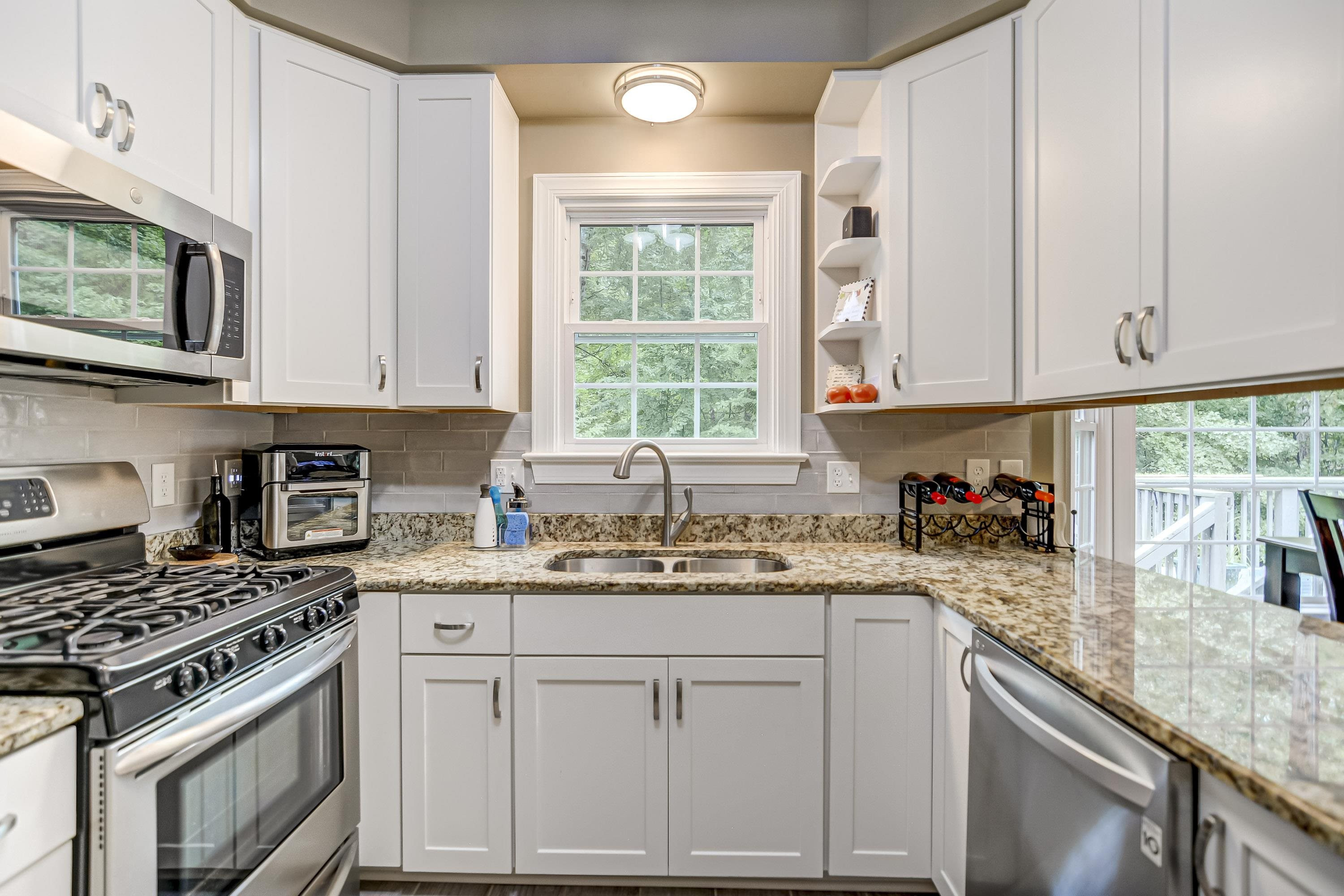 10004 Kilnstone Lane Raleigh, NC 27613 - Photo 9 of 28 Photo 9