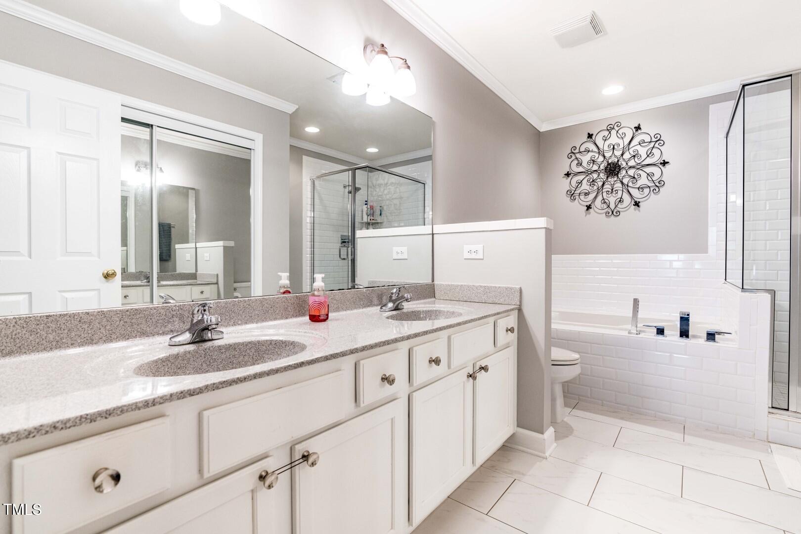 4553 Treerose Way Raleigh, NC 27606 - Photo 19 of 36 DSC01063 (Large)