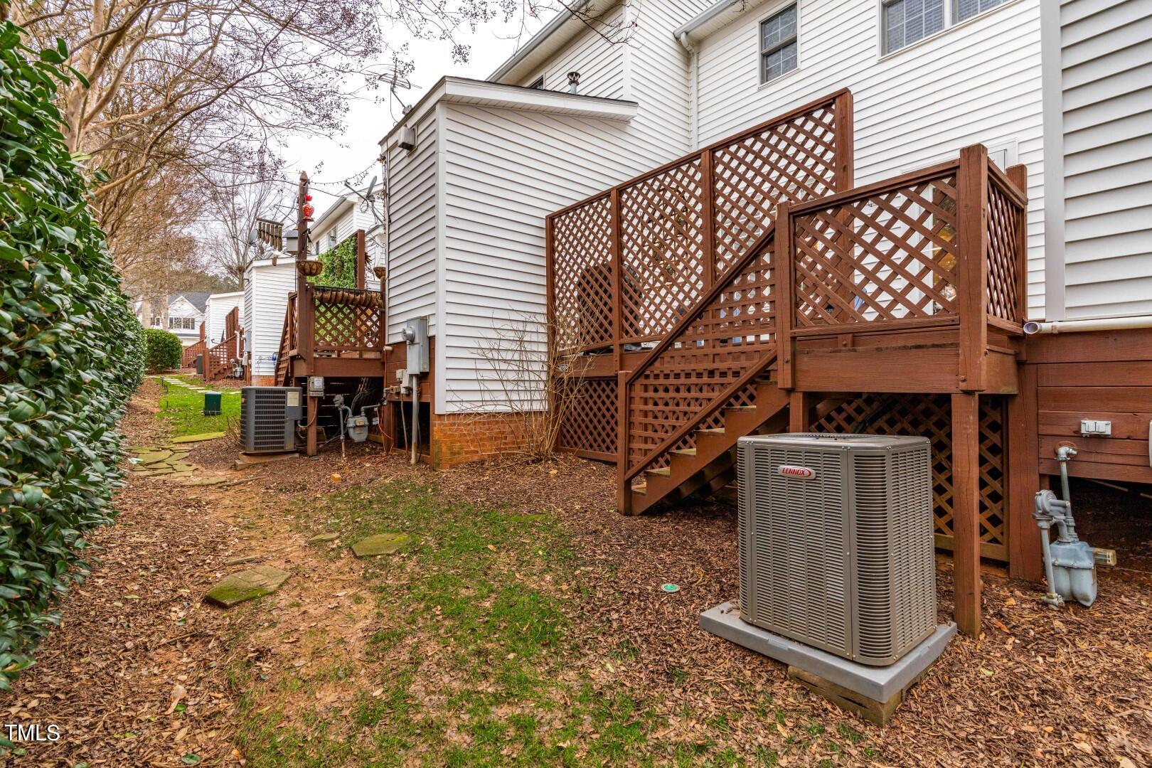 4553 Treerose Way Raleigh, NC 27606 - Photo 35 of 36 DSC01075 (Large)