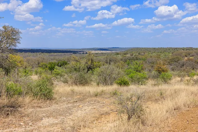 $3,570,200 | 4632 Onion Creek Road, Doss, TX 78618