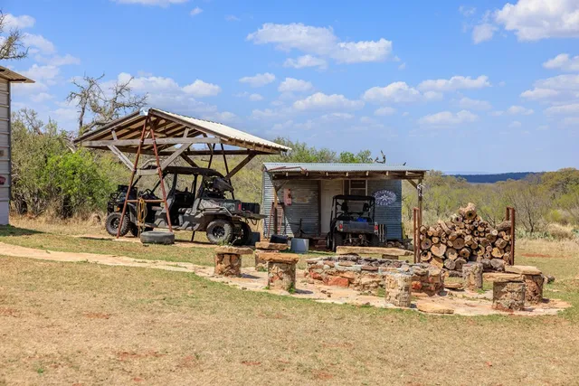 $3,570,200 | 4632 Onion Creek Road, Doss, TX 78618