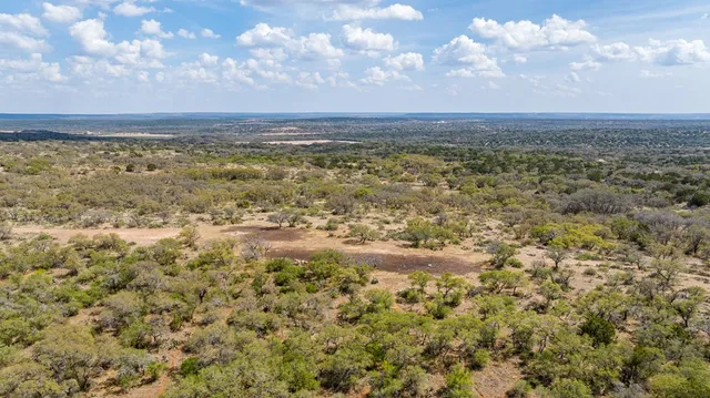 $3,570,200 | 4632 Onion Creek Road, Doss, TX 78618