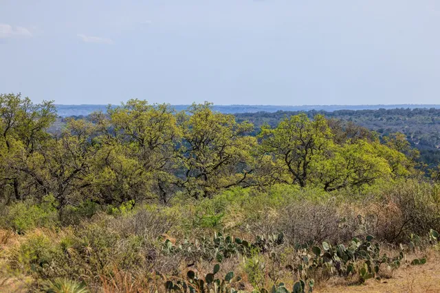 $3,570,200 | 4632 Onion Creek Road, Doss, TX 78618