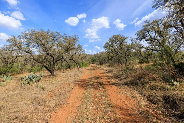 $3,570,200 | 4632 Onion Creek Road, Doss, TX 78618