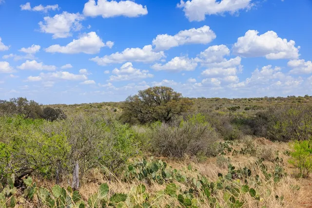 $3,570,200 | 4632 Onion Creek Road, Doss, TX 78618