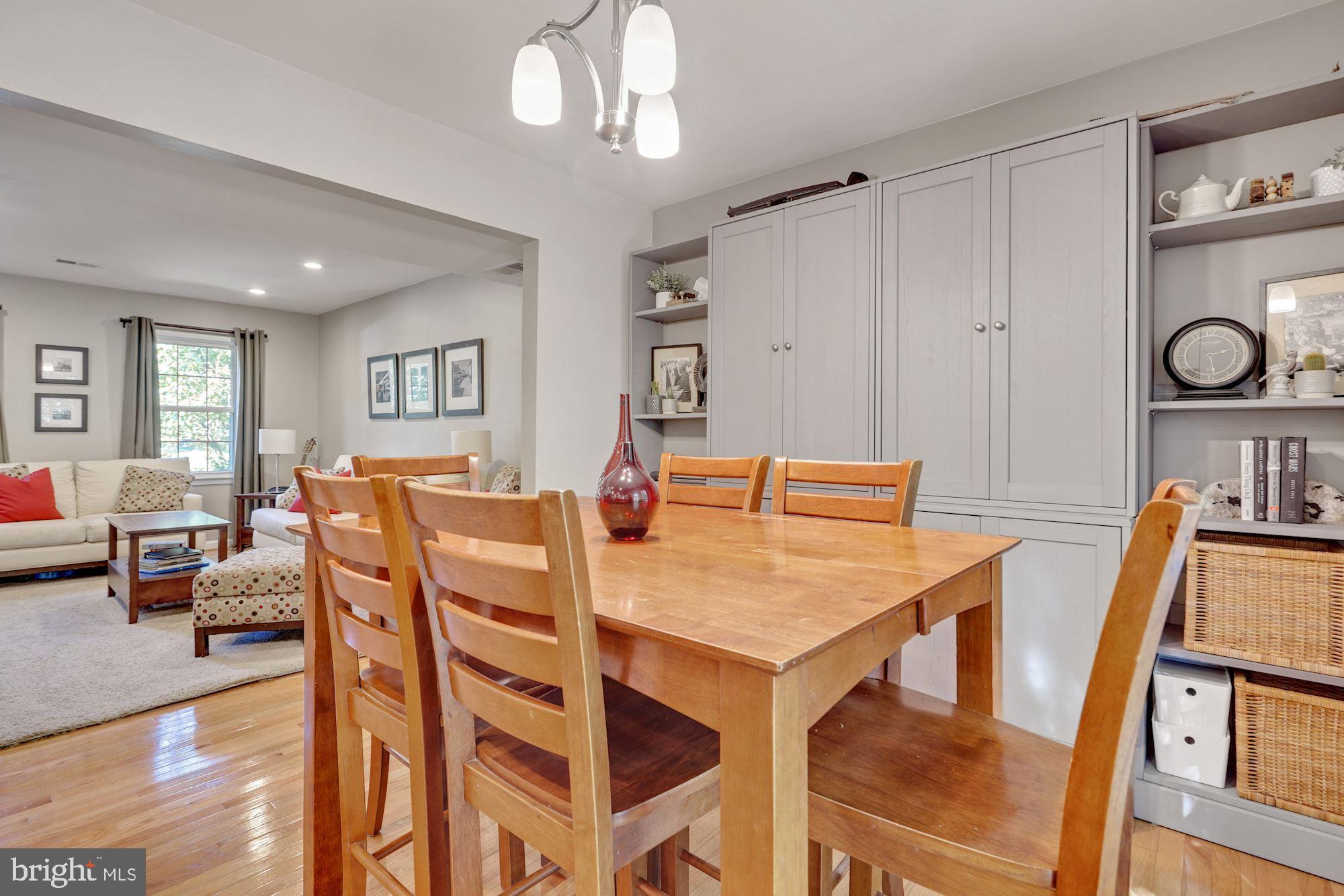 8327 Moline Place Springfield, VA 22153 - Photo 7 of 33 Gallery Image 7