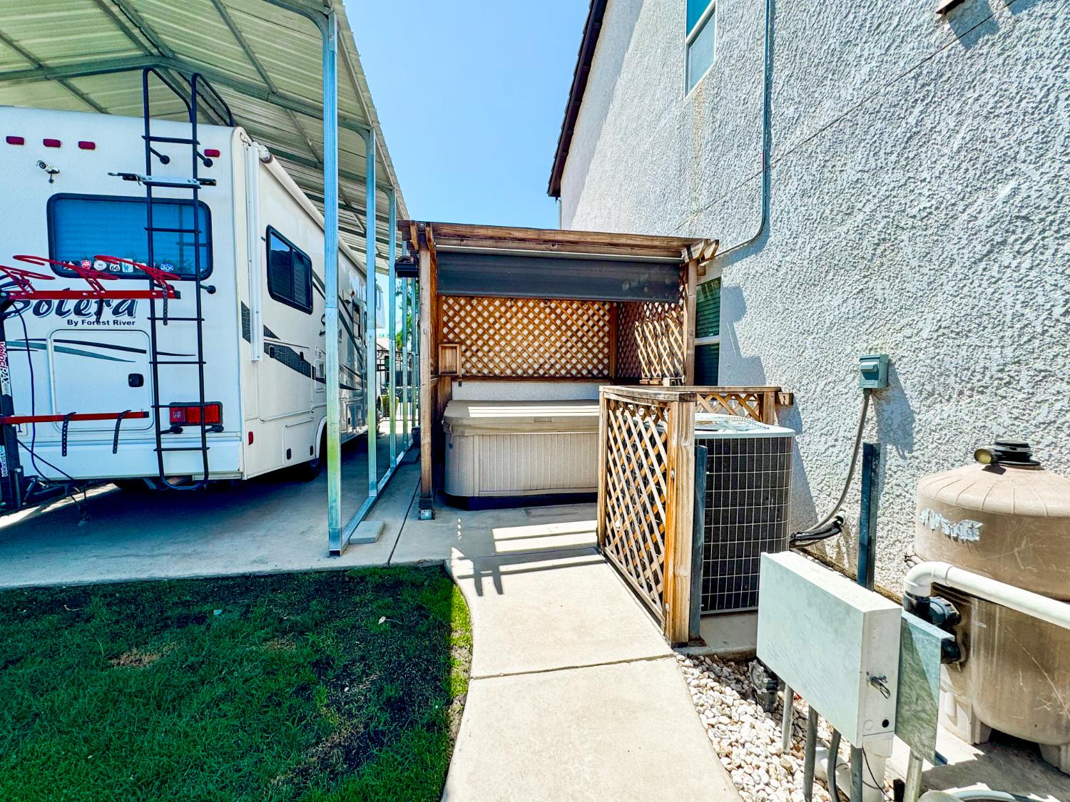 2457 Carson Avenue Clovis, CA 93611 - Photo 29 of 33 a view of a patio with table and chairs
