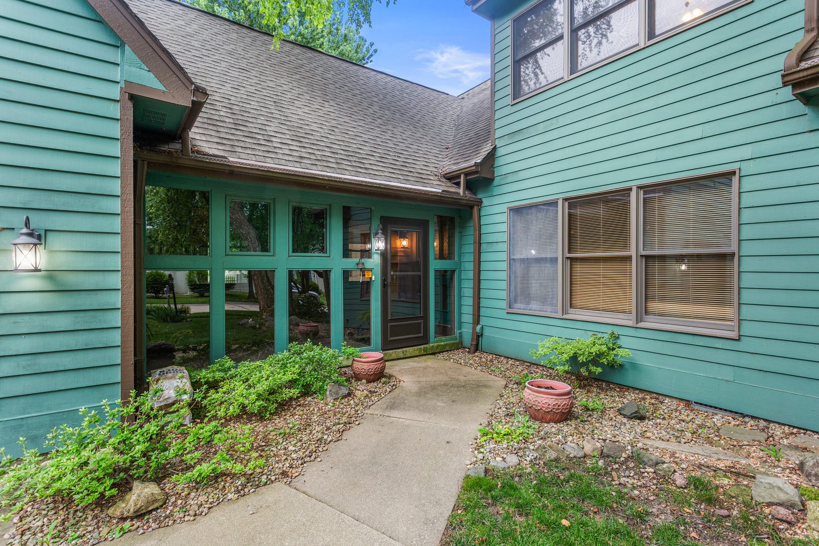 2104 Doubletree Lane Champaign, IL 61822 - Photo 4 of 47