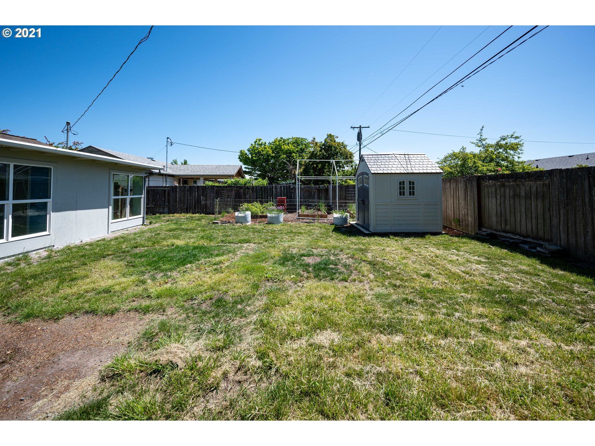 1243 Olympic Street Springfield, OR 97477 - Photo 16 of 17