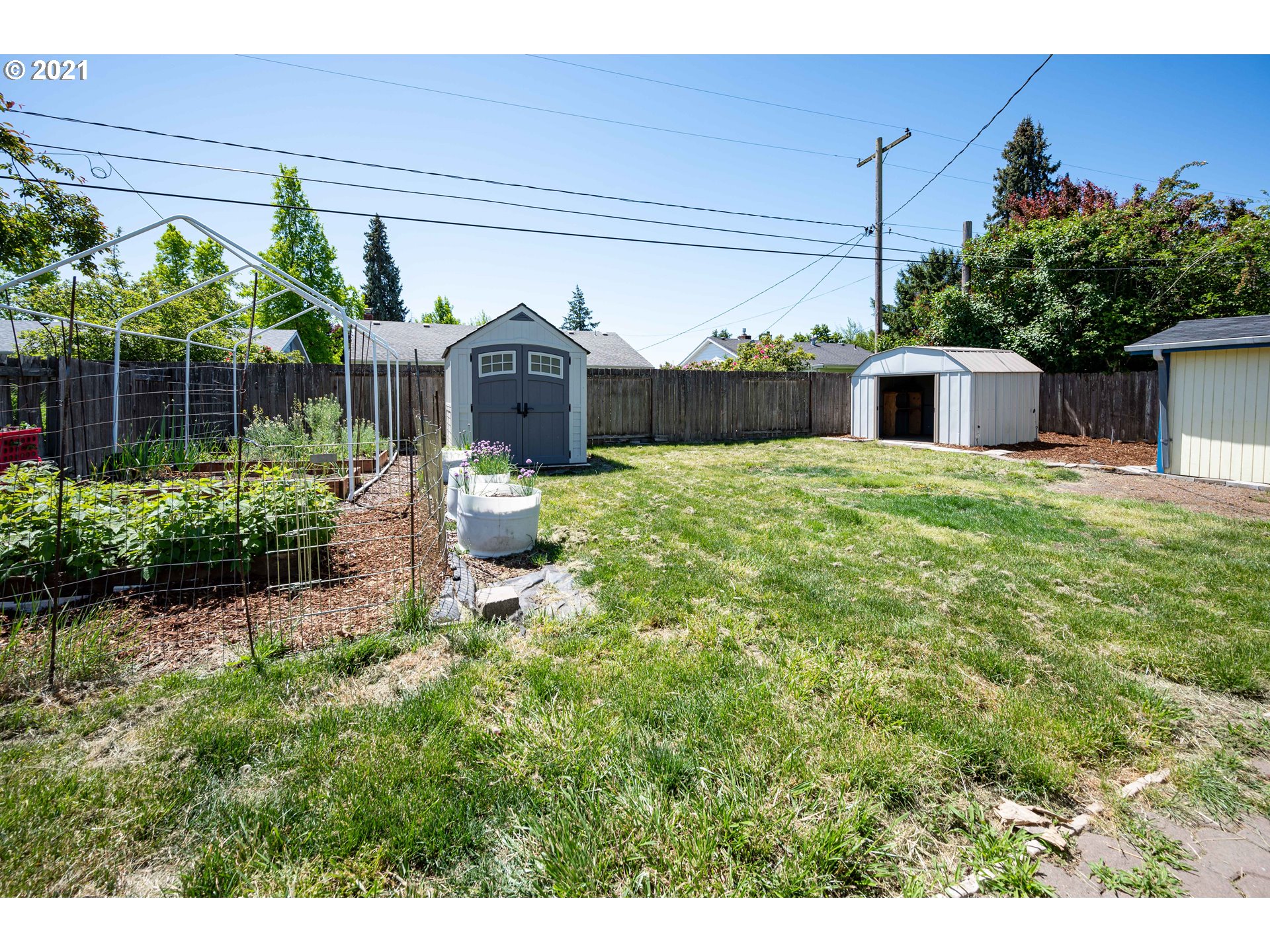 1243 Olympic Street Springfield, OR 97477 - Photo 17 of 17