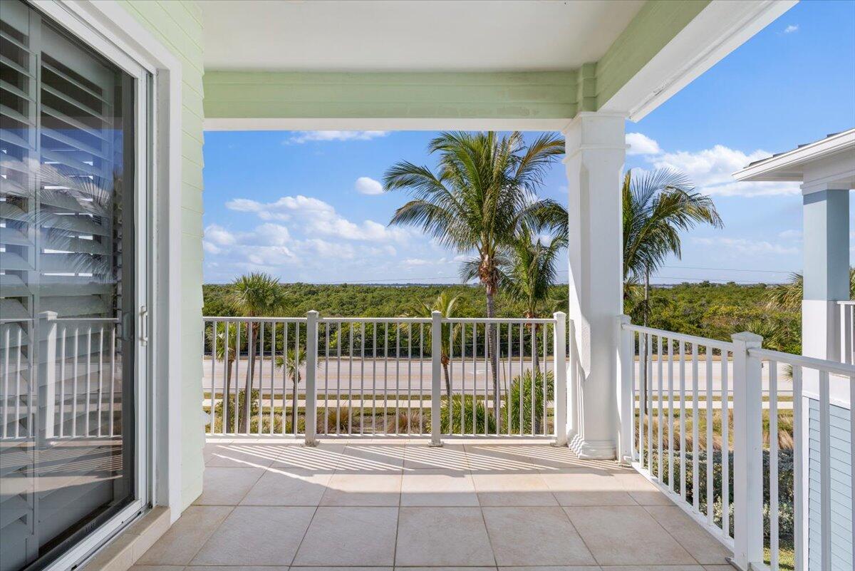 4917 Watersong Way Fort Pierce, FL 34949 - Photo 39 of 59 30-0B2A5646