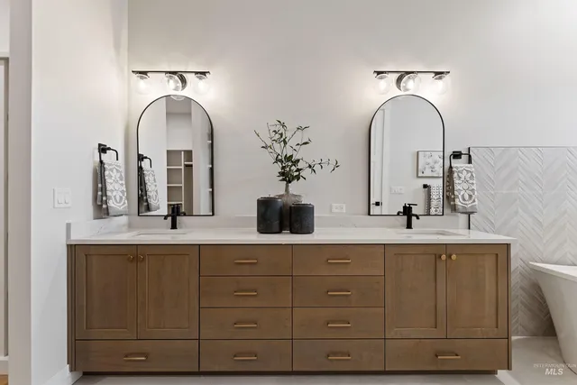 $1,299,900 | 24864 Ardmore Court, Caldwell, ID 83607