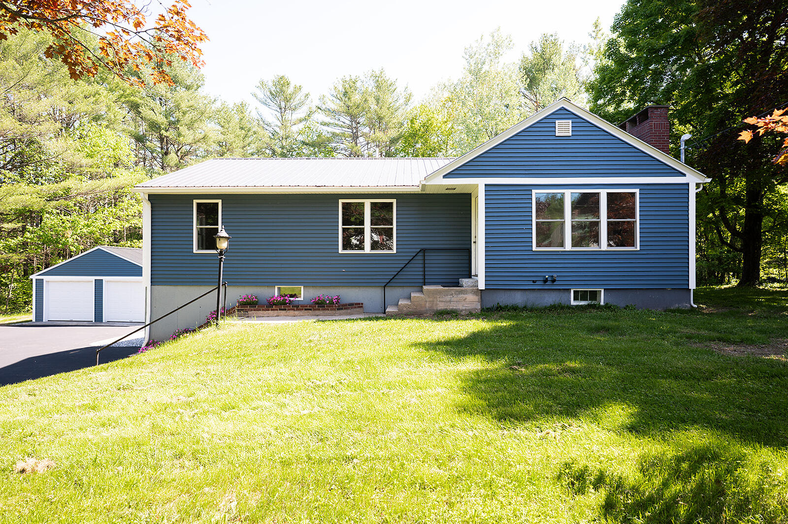 74 Hebron Road Paris, ME 04281 - Photo 2 of 48 MBCO-60