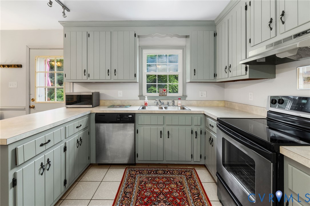 10500 Cherylann Road North Chesterfield, VA 23236 - Photo 8 of 23 Gallery Image 8