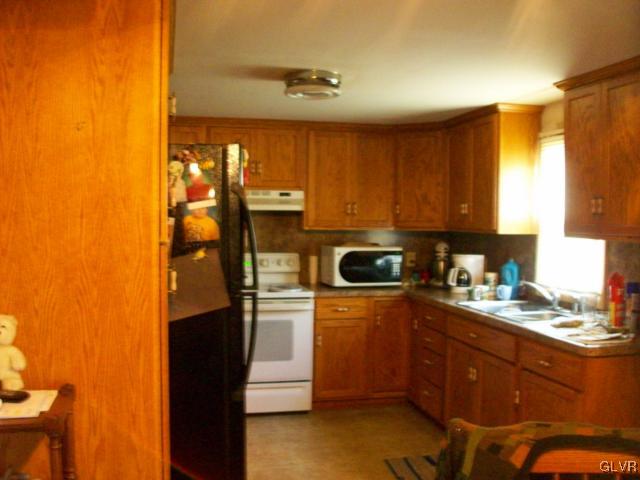 811 Georgetown Road Nazareth, PA 18064 - Photo 2 of 6 Gallery Image 2