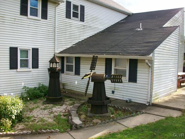 811 Georgetown Road Nazareth, PA 18064 - Photo 3 of 6 Gallery Image 3