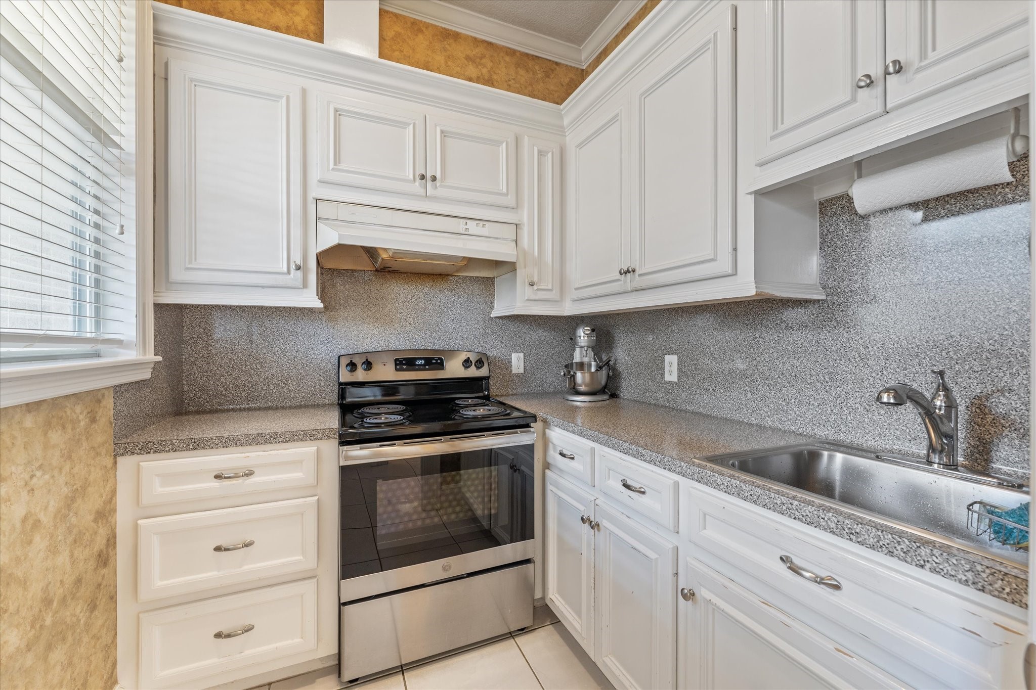 3607 Adamwood Court Spring, TX 77388 - Photo 17 of 47