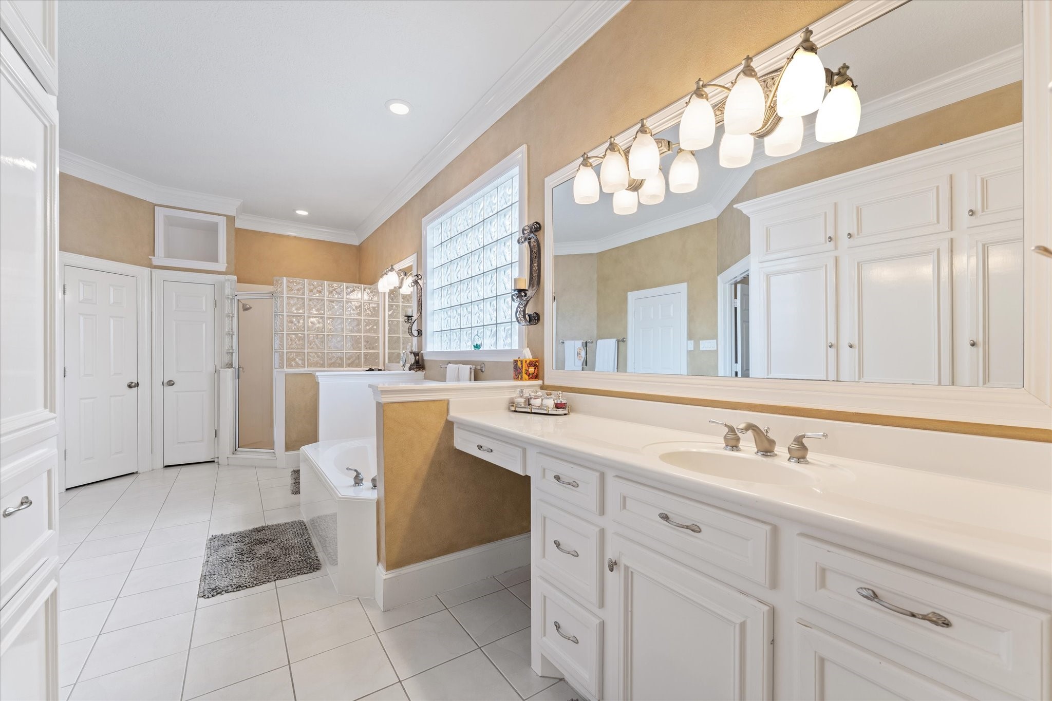 3607 Adamwood Court Spring, TX 77388 - Photo 20 of 47