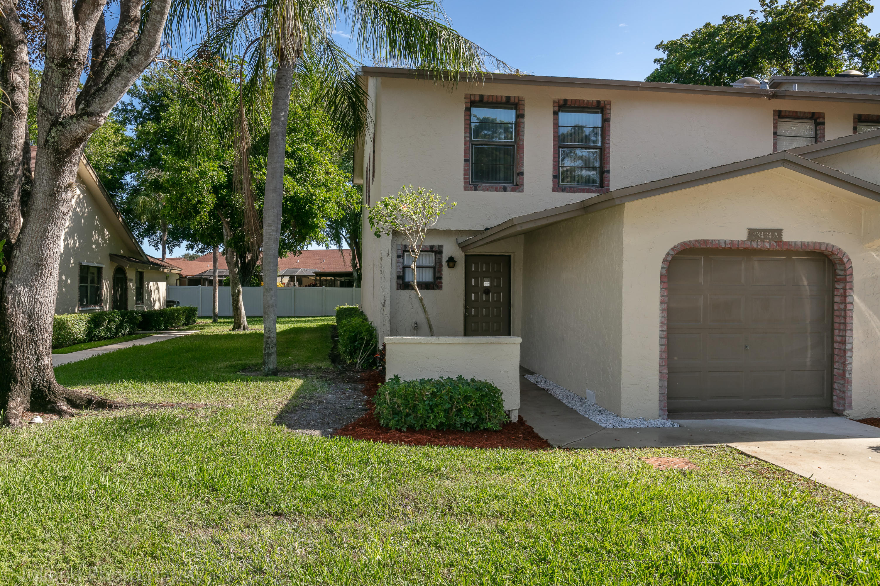 23424 Southwest 53rd Avenue, Unit A Boca Raton, FL 33433 - Photo 8 of 36 2M8A4449