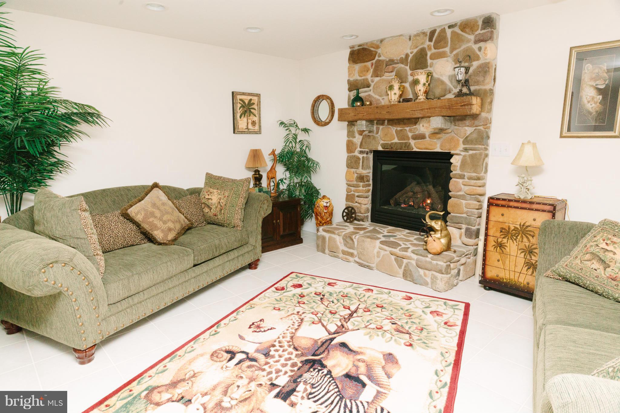 2220 Uniontown Road Westminster, MD 21158 - Photo 25 of 30 Interior (General)