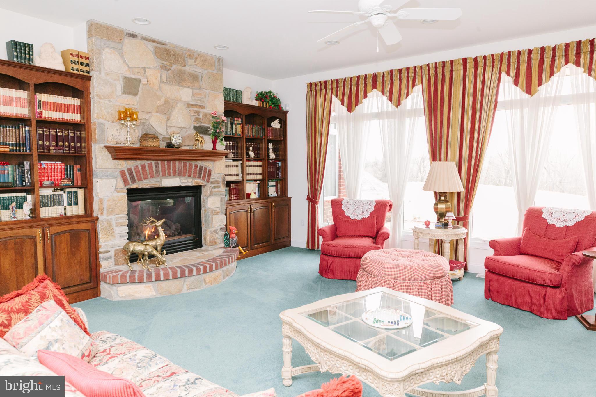 2220 Uniontown Road Westminster, MD 21158 - Photo 4 of 30 Family Room