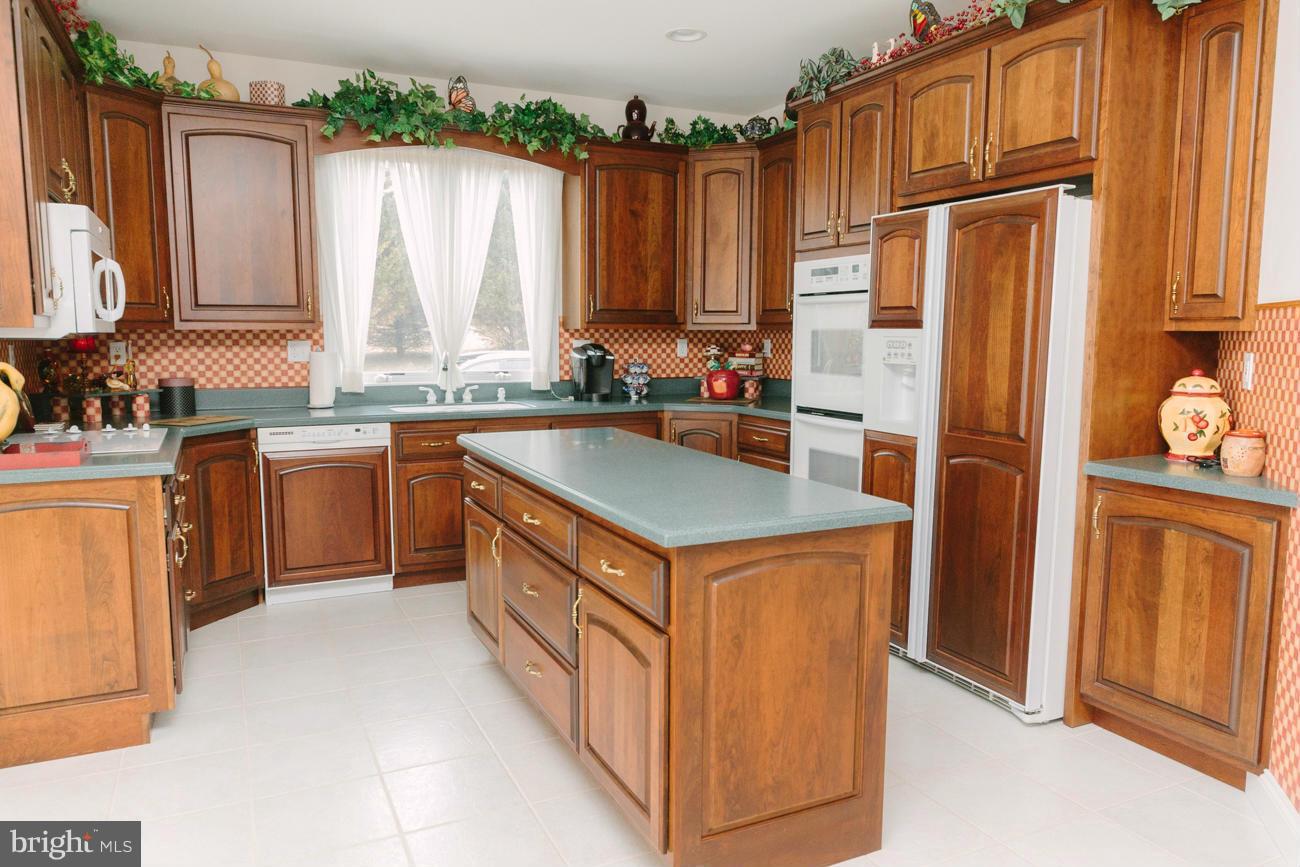 2220 Uniontown Road Westminster, MD 21158 - Photo 9 of 30 Kitchen