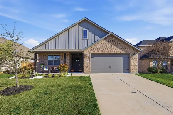 $339,000 | 63 Kramer Lane, Sanger, TX 76266
