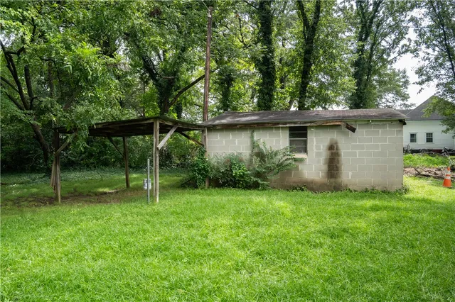 $219,900 | 41 Gosnell Avenue, Inman, SC 29349