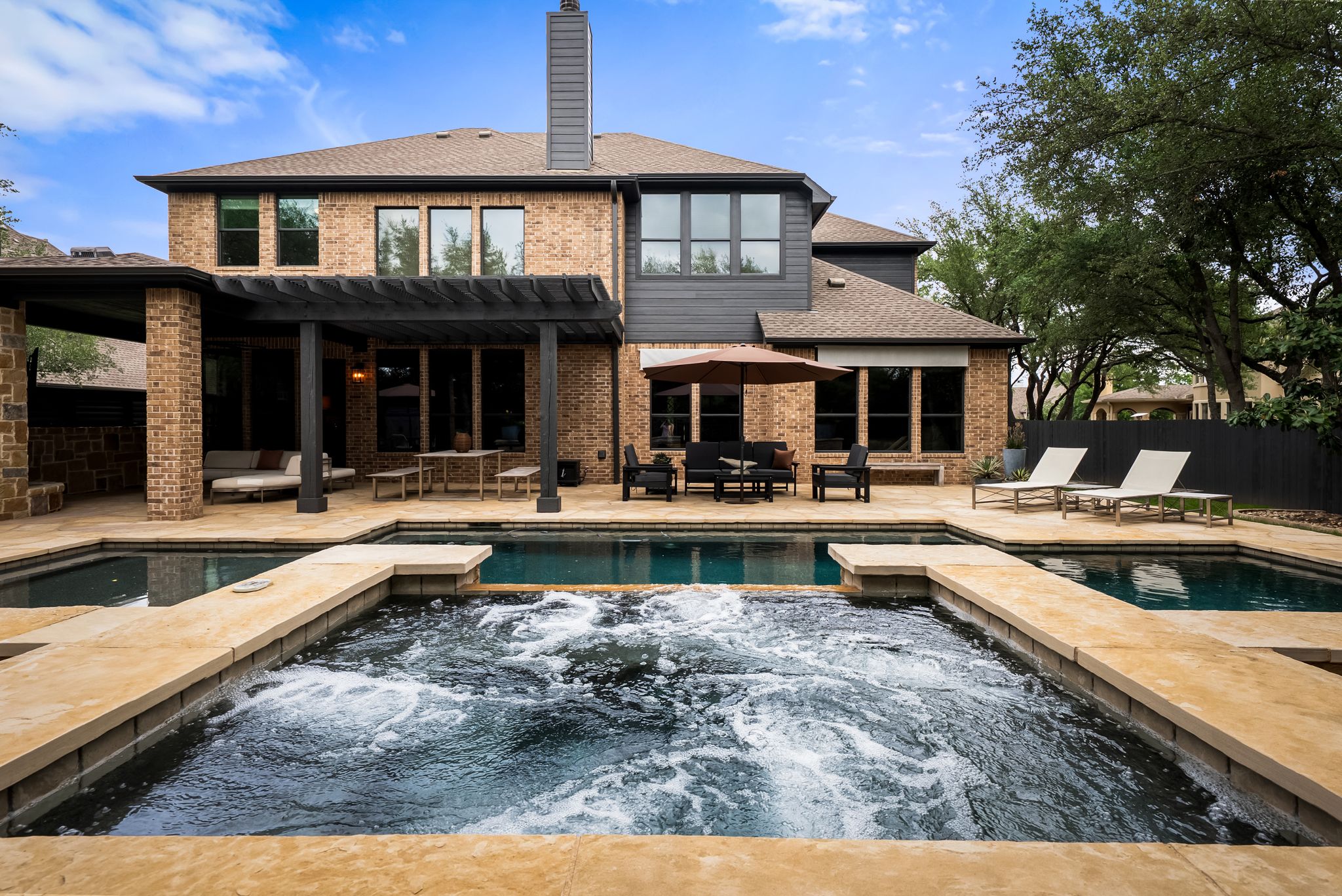 208 SANTALUZ Lane Austin, TX 78732 - Photo 36 of 40