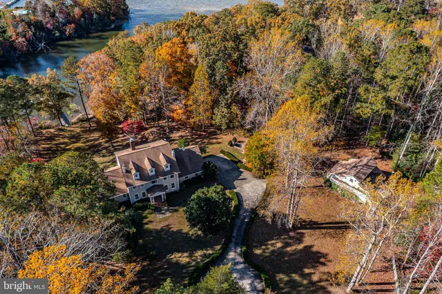 $1,299,000 | 673 Nugent Road, Weems, VA 22576