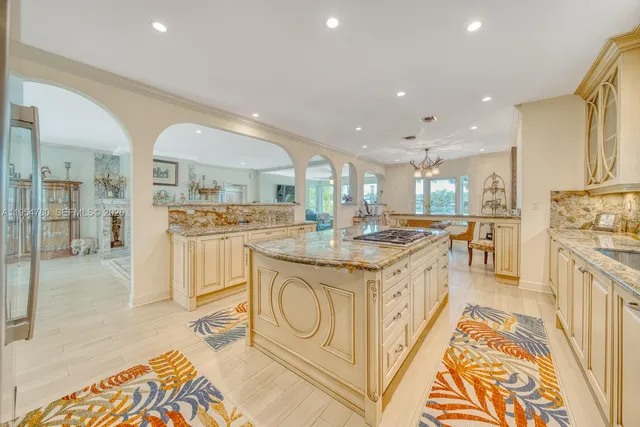 $12,500,000 | 170 South Hibiscus Drive, Miami Beach, FL 33139